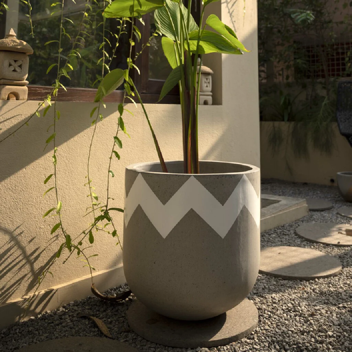 Insignia Planter