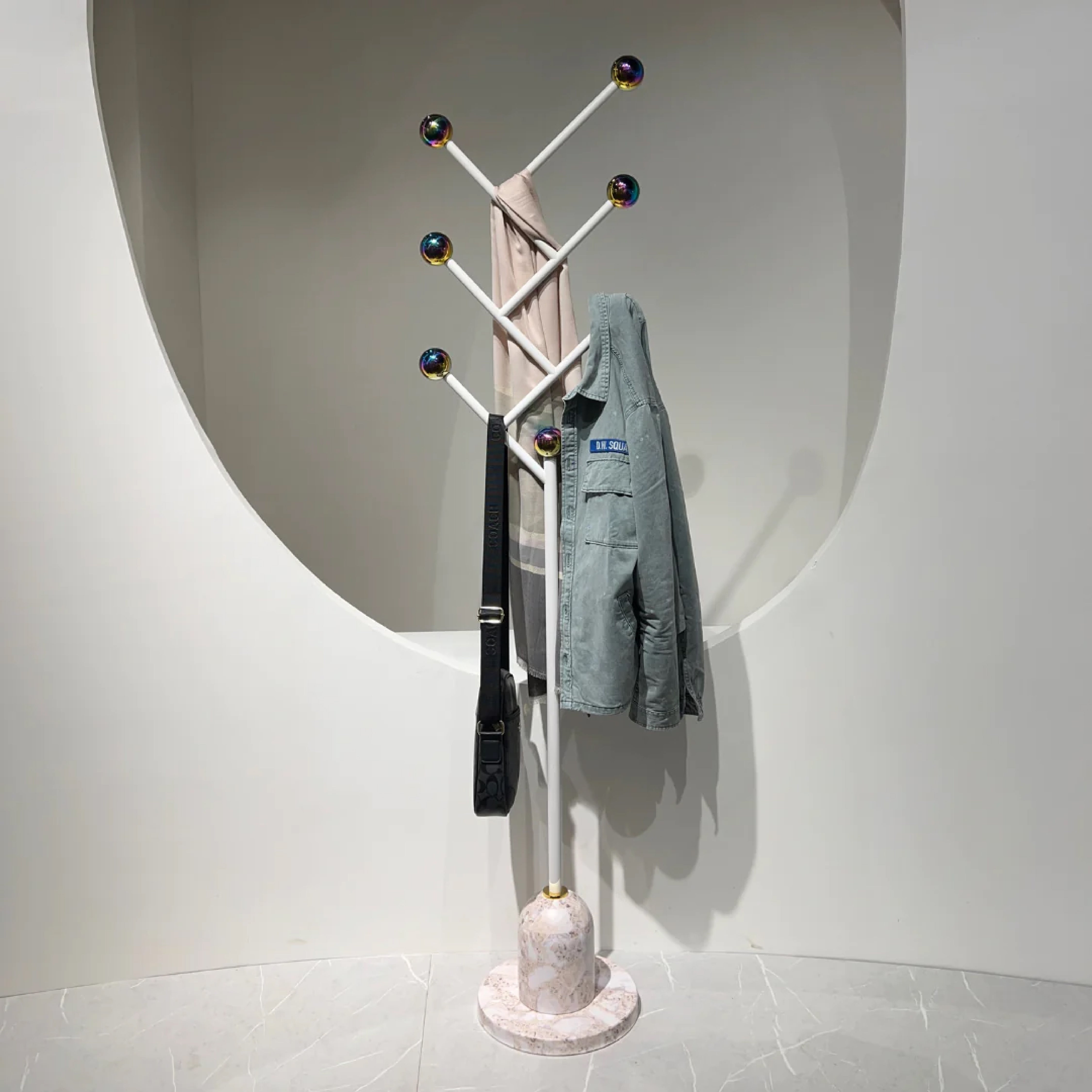 Vitro Clothes Hanging Stand