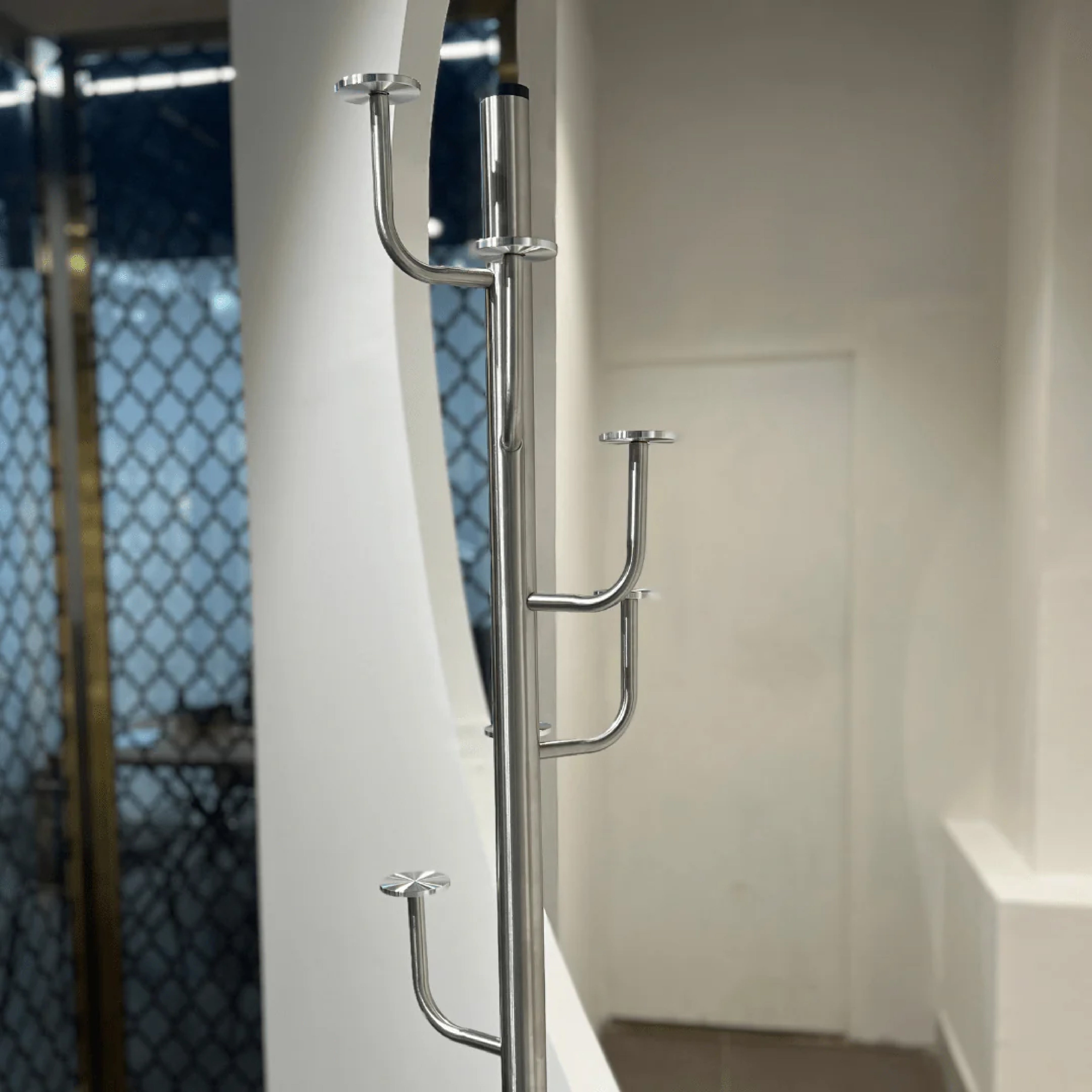 Mezzo Coat Stand