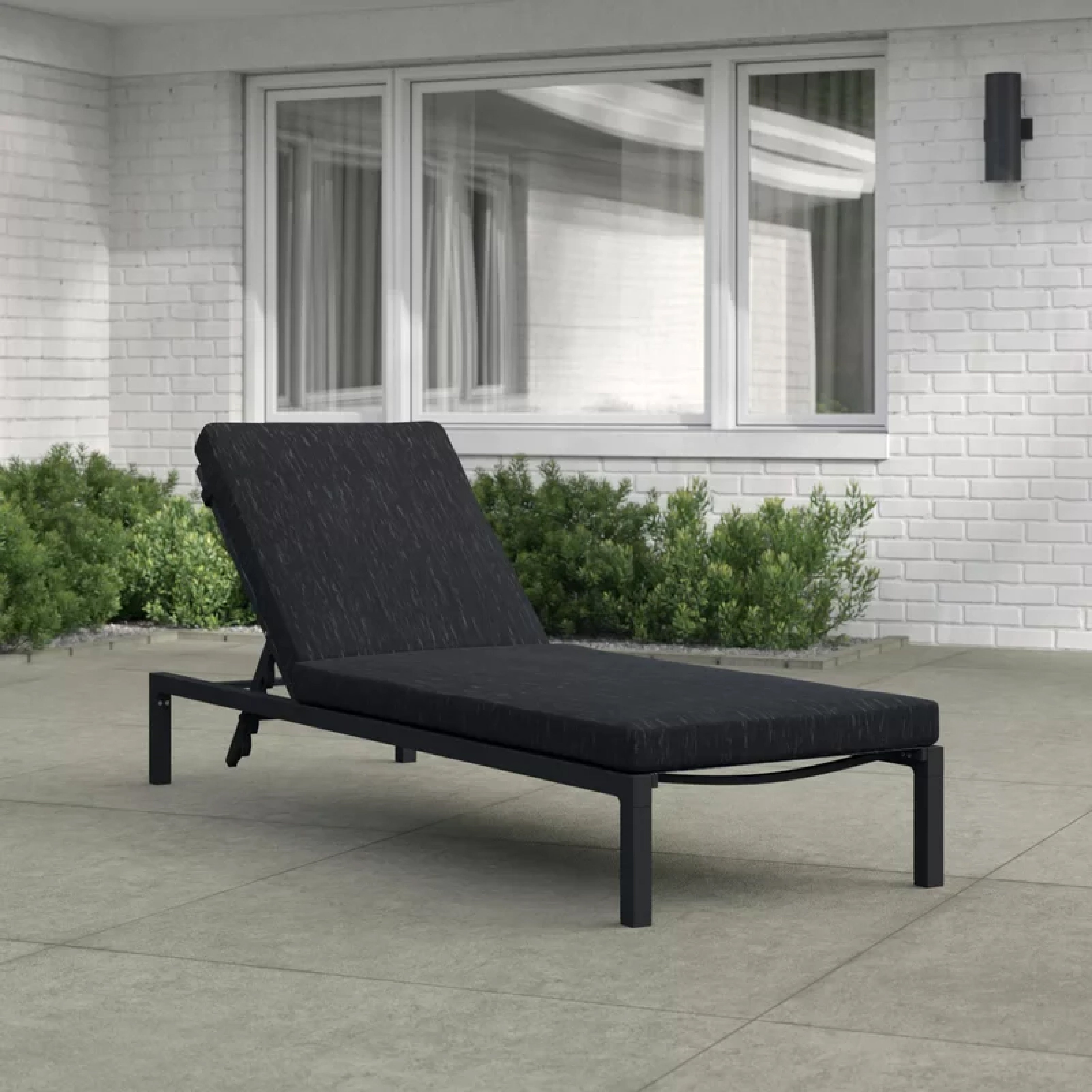 SYON OUTDOOR SWIMMING POOLSIDE LOUNGER